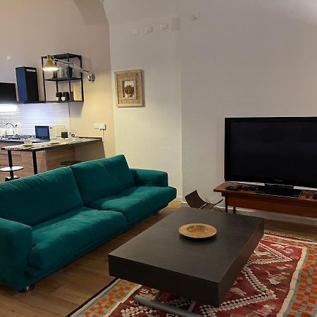Housmart Senzanome 9/3 Apartman Bologna Kültér fotó