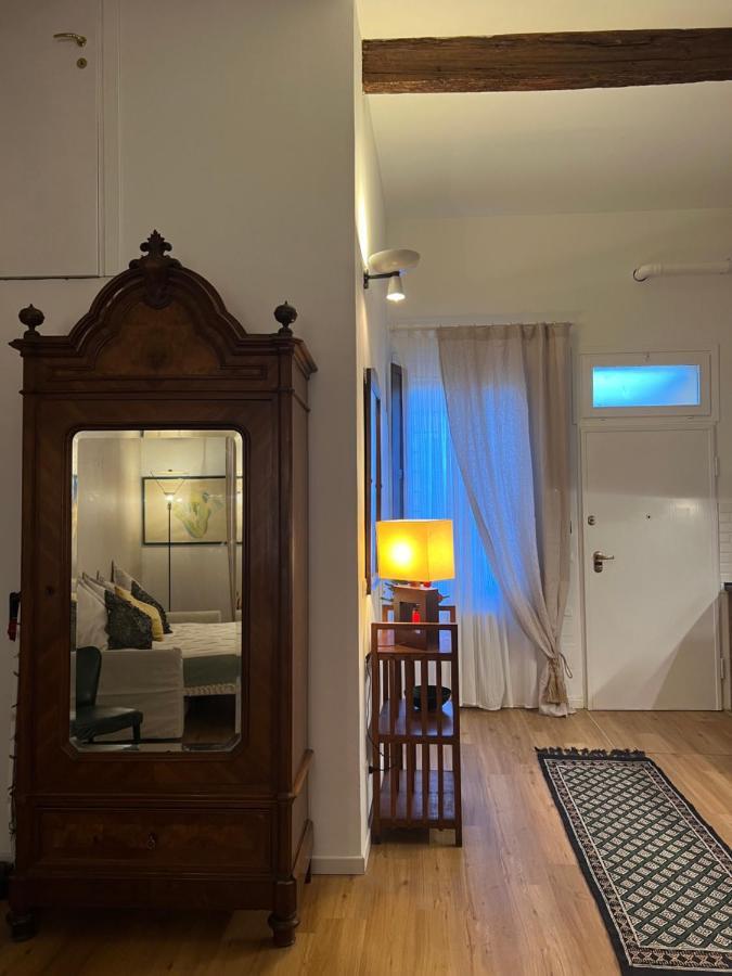Housmart Senzanome 9/3 Apartman Bologna Kültér fotó